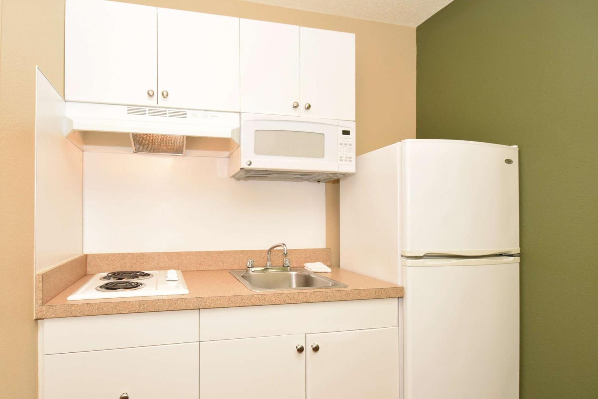Extended Stay America Select Suites - Durham - University - Ivy Creek Blvd Bagian luar foto