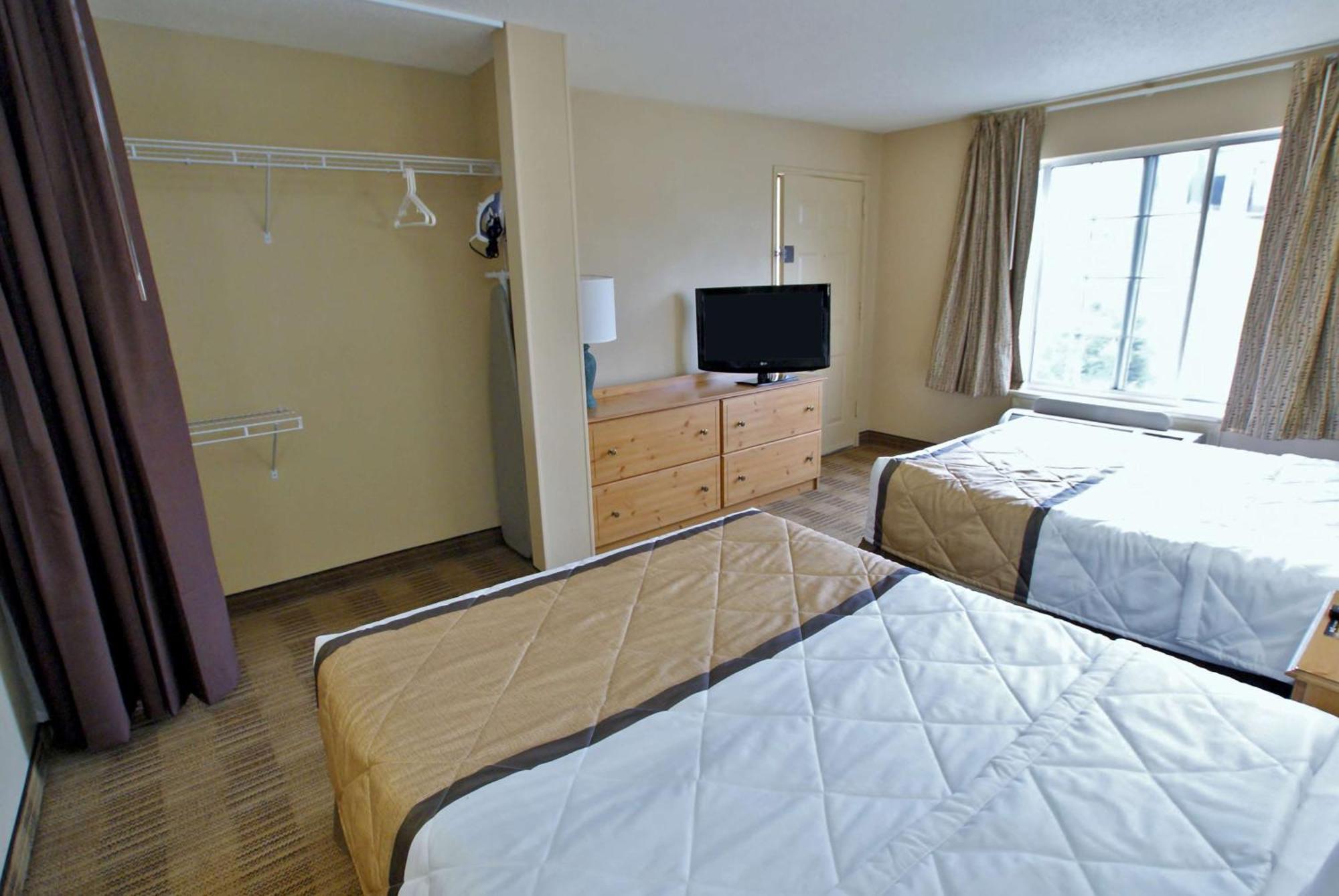 Extended Stay America Select Suites - Durham - University - Ivy Creek Blvd Bagian luar foto