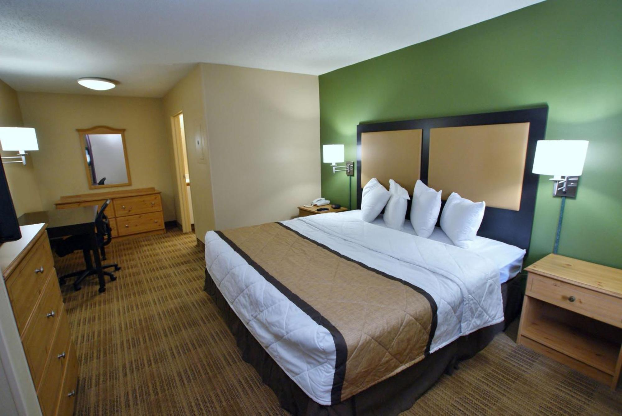 Extended Stay America Select Suites - Durham - University - Ivy Creek Blvd Bagian luar foto