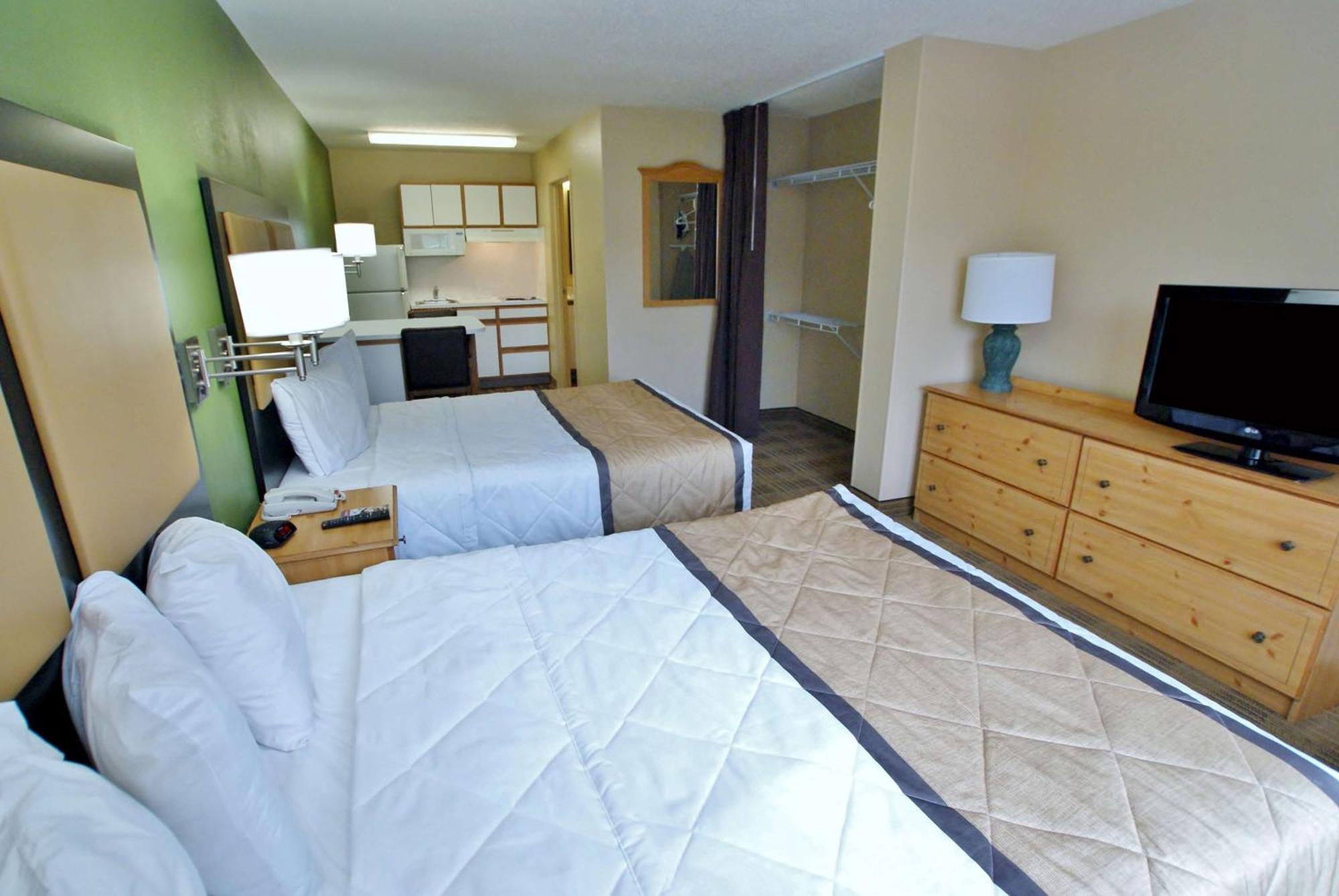 Extended Stay America Select Suites - Durham - University - Ivy Creek Blvd Bagian luar foto