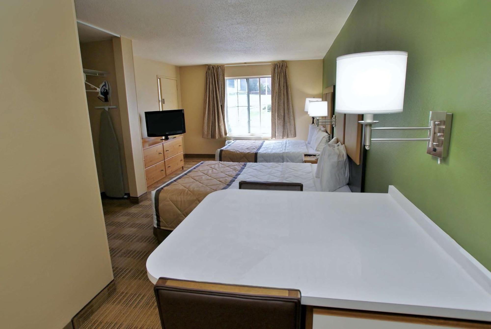 Extended Stay America Select Suites - Durham - University - Ivy Creek Blvd Bagian luar foto