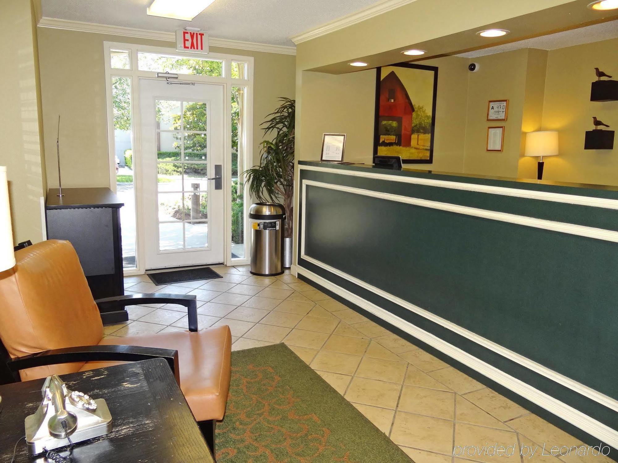 Extended Stay America Select Suites - Durham - University - Ivy Creek Blvd Bagian luar foto