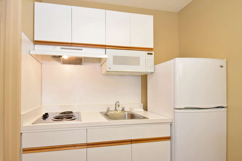 Extended Stay America Select Suites - Durham - University - Ivy Creek Blvd Ruang foto